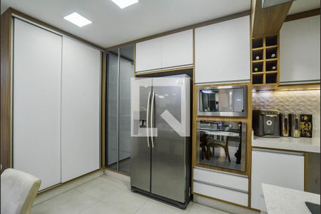 Casa de condomínio à venda com 140m², 3 quartos e 3 vagas Casa de condomínio à venda com 140m², 3 quartos e 3 vagasCozinha e Área de Serviço