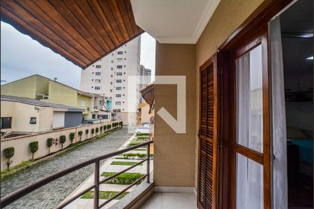 Casa de condomínio à venda com 140m², 3 quartos e 3 vagas Casa de condomínio à venda com 140m², 3 quartos e 3 vagasSacada do Quarto 2