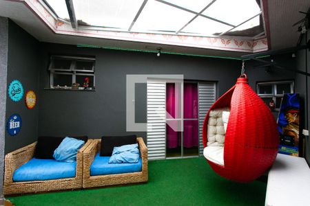 Casa à venda com 460m², 4 quartos e 6 vagas Casa à venda com 460m², 4 quartos e 6 vagasÁrea Externa