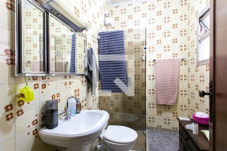 Casa à venda com 460m², 4 quartos e 6 vagas Casa à venda com 460m², 4 quartos e 6 vagasBanheiro da Suíte