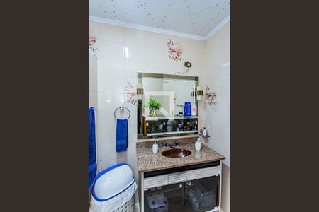 Casa à venda com 130m², 2 quartos e 3 vagas Casa à venda com 130m², 2 quartos e 3 vagasBanheiro suite 2