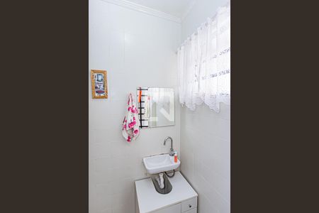 Casa à venda com 130m², 2 quartos e 3 vagas Casa à venda com 130m², 2 quartos e 3 vagasBanheiro de serviço