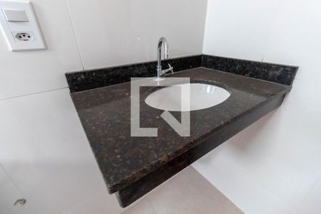 Casa de condomínio à venda com 118m², 2 quartos e 2 vagas Casa de condomínio à venda com 118m², 2 quartos e 2 vagasBanheiro da Suíte 2