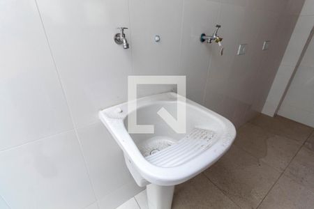 Casa de condomínio à venda com 118m², 2 quartos e 2 vagas Casa de condomínio à venda com 118m², 2 quartos e 2 vagasLavanderia