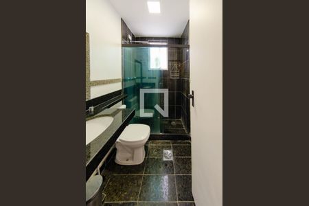 Apartamento à venda com 170m², 3 quartos e 1 vaga Apartamento à venda com 170m², 3 quartos e 1 vagaBanheiro