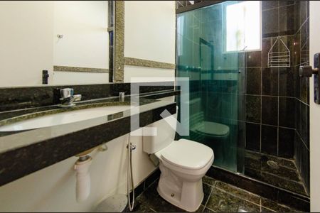 Apartamento à venda com 170m², 3 quartos e 1 vaga Apartamento à venda com 170m², 3 quartos e 1 vagaBanheiro