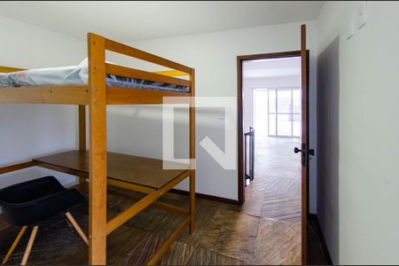 Apartamento à venda com 170m², 3 quartos e 1 vaga Apartamento à venda com 170m², 3 quartos e 1 vagaSuíte