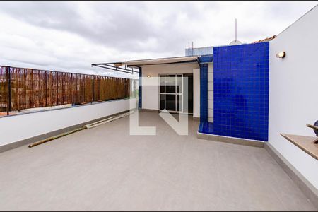 Apartamento à venda com 170m², 3 quartos e 1 vaga Apartamento à venda com 170m², 3 quartos e 1 vagaCobertura