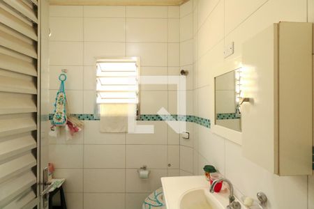 Casa à venda com 250m², 1 quarto e 2 vagas Casa à venda com 250m², 1 quarto e 2 vagasBanheiro