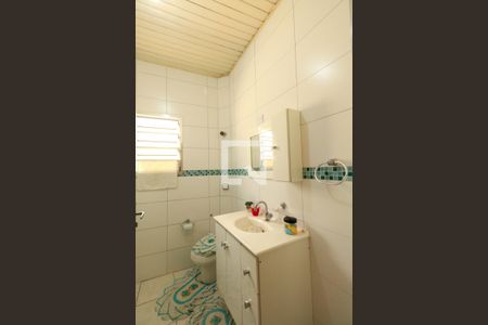 Casa à venda com 250m², 1 quarto e 2 vagas Casa à venda com 250m², 1 quarto e 2 vagasBanheiro