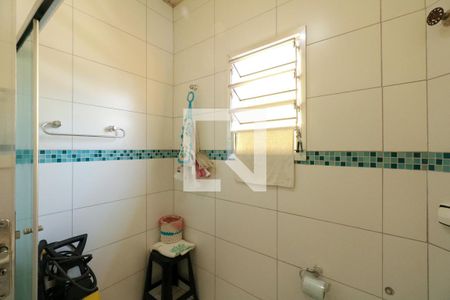 Casa à venda com 250m², 1 quarto e 2 vagas Casa à venda com 250m², 1 quarto e 2 vagasBanheiro