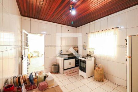 Casa à venda com 250m², 1 quarto e 2 vagas Casa à venda com 250m², 1 quarto e 2 vagasCozinha