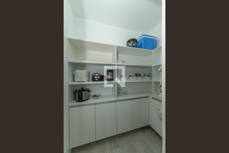 Casa à venda com 213m², 3 quartos e 2 vagas Casa à venda com 213m², 3 quartos e 2 vagasCozinha