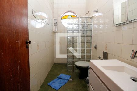 Casa à venda com 300m², 4 quartos e 3 vagas Casa à venda com 300m², 4 quartos e 3 vagasBanheiro Quarto 4