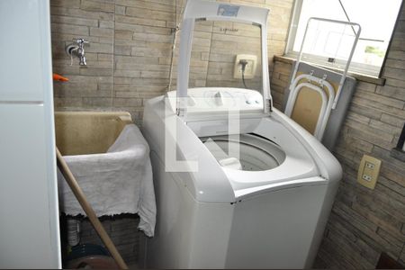 Apartamento à venda com 60m², 2 quartos e 1 vagaÁrea de Serviço