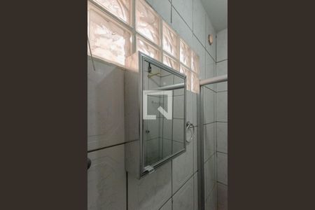 Casa para alugar com 377m², 4 quartos e 8 vagas Casa para alugar com 377m², 4 quartos e 8 vagasBanheiro da Suíte 2