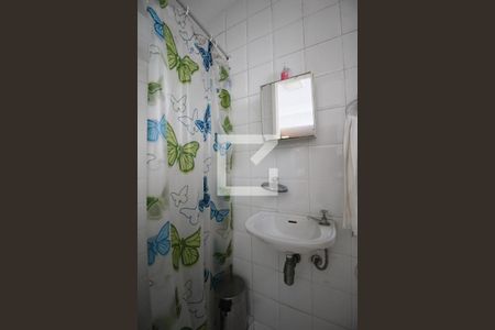 Apartamento à venda com 215m², 4 quartos e 2 vagas Apartamento à venda com 215m², 4 quartos e 2 vagasBanheiro de serviço