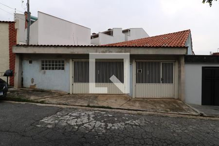 Casa à venda com 150m², 3 quartos e 4 vagasFachada