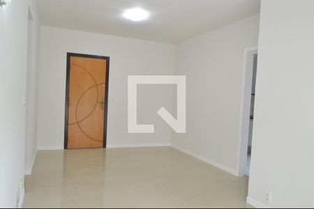 Sala de apartamento para alugar com 2 quartos, 60m² em Taquara, Rio de Janeiro