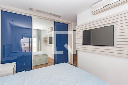 Apartamento à venda com 222m², 3 quartos e 4 vagas Apartamento à venda com 222m², 3 quartos e 4 vagasSuíte 1