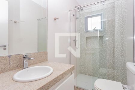 Apartamento à venda com 222m², 3 quartos e 4 vagas Apartamento à venda com 222m², 3 quartos e 4 vagasBanheiro da Suíte 2