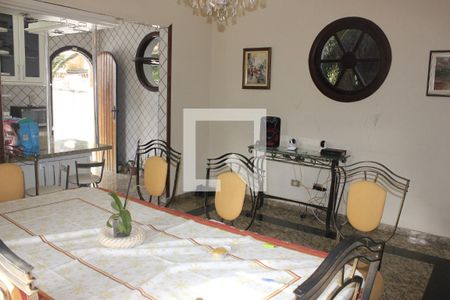 Casa à venda com 350m², 4 quartos e 6 vagasCopa da cozinha