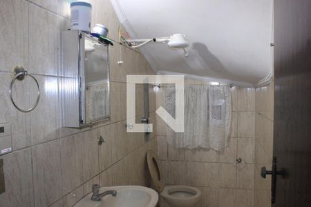 Casa à venda com 350m², 4 quartos e 6 vagasBanheiro da edícula