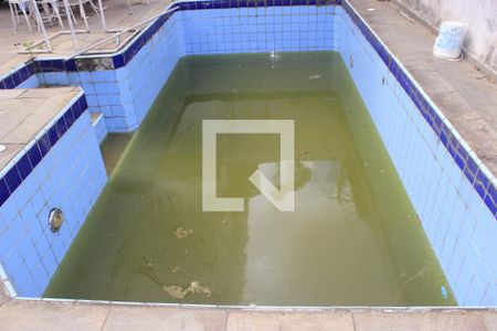 Casa à venda com 350m², 4 quartos e 6 vagasPiscina