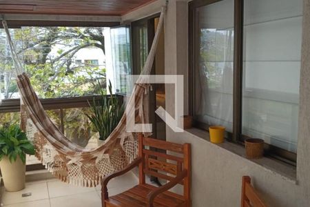 Apartamento à venda com 173m², 4 quartos e 3 vagas