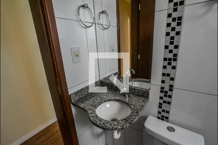 Apartamento à venda com 65m², 2 quartos e 1 vagaBanheiro Corredor