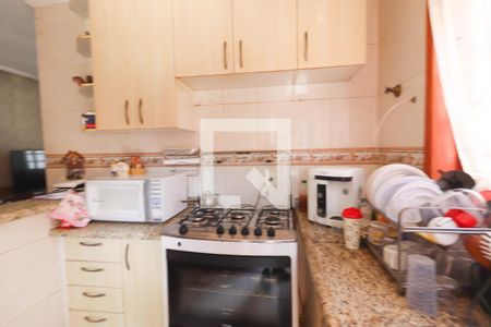 Casa à venda com 173m², 2 quartos e 2 vagas Casa à venda com 173m², 2 quartos e 2 vagasCozinha