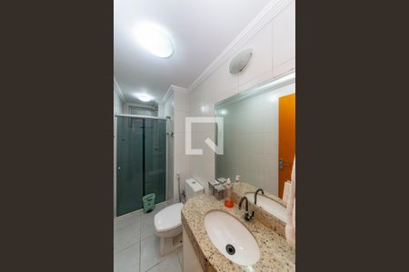 Apartamento à venda com 140m², 3 quartos e 1 vaga Apartamento à venda com 140m², 3 quartos e 1 vagaBanheiro Social 1