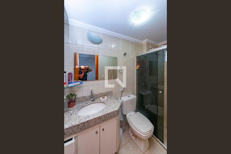 Apartamento à venda com 140m², 3 quartos e 1 vaga Apartamento à venda com 140m², 3 quartos e 1 vagaBanheiro da Suíte