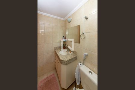 Apartamento à venda com 140m², 3 quartos e 1 vaga Apartamento à venda com 140m², 3 quartos e 1 vagaBanheiro da Suíte