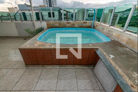 Apartamento à venda com 140m², 3 quartos e 1 vaga Apartamento à venda com 140m², 3 quartos e 1 vagaPiscina