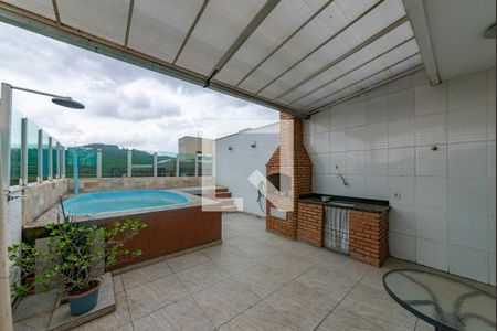 Apartamento à venda com 140m², 3 quartos e 1 vaga Apartamento à venda com 140m², 3 quartos e 1 vagaCobertura