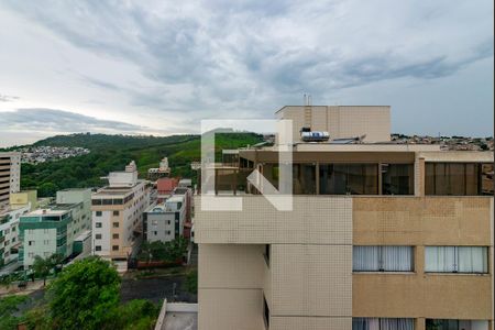 Apartamento à venda com 140m², 3 quartos e 1 vaga Apartamento à venda com 140m², 3 quartos e 1 vagaCobertura