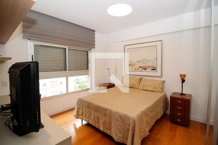 Apartamento à venda com 296m², 4 quartos e 4 vagasSuite 2