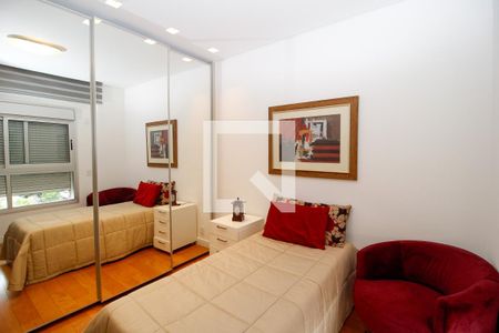 Apartamento à venda com 296m², 4 quartos e 4 vagasSuite 3