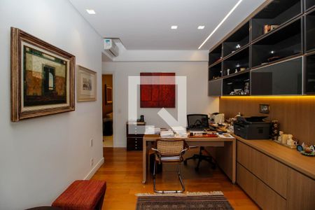 Apartamento à venda com 296m², 4 quartos e 4 vagasSuite 1