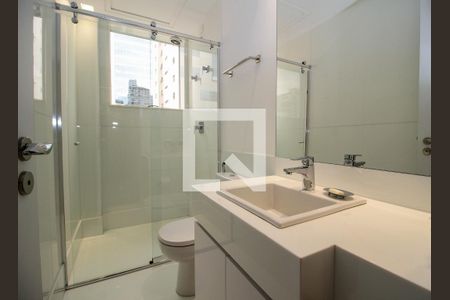 Apartamento à venda com 296m², 4 quartos e 4 vagasBanheiro da Suíte 1