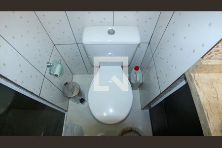 Apartamento à venda com 55m², 3 quartos e 1 vaga Apartamento à venda com 55m², 3 quartos e 1 vagaBanheiro