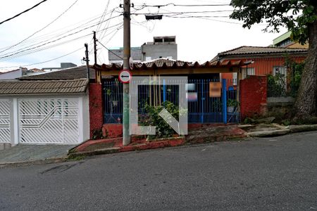 Casa à venda com 118m², 3 quartos e 3 vagasFachada