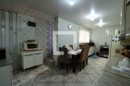 Casa à venda com 118m², 3 quartos e 3 vagasCozinha