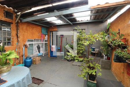 Casa à venda com 118m², 3 quartos e 3 vagasQuintal