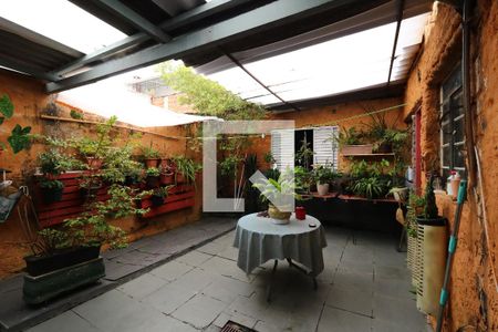 Casa à venda com 118m², 3 quartos e 3 vagasQuintal