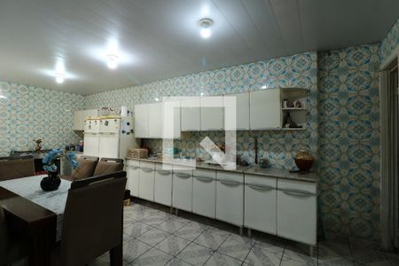 Casa à venda com 118m², 3 quartos e 3 vagasCozinha