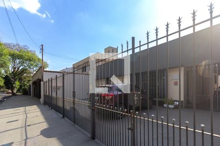 Casa para alugar com 500m², 7 quartos e 7 vagas Casa para alugar com 500m², 7 quartos e 7 vagasFachada