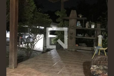 Casa de condomínio à venda com 350m², 6 quartos e 7 vagas Casa de condomínio à venda com 350m², 6 quartos e 7 vagasÁrea Externa