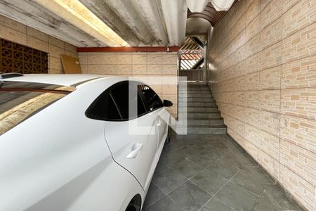 Casa à venda com 118m², 2 quartos e 2 vagas Casa à venda com 118m², 2 quartos e 2 vagasGaragem